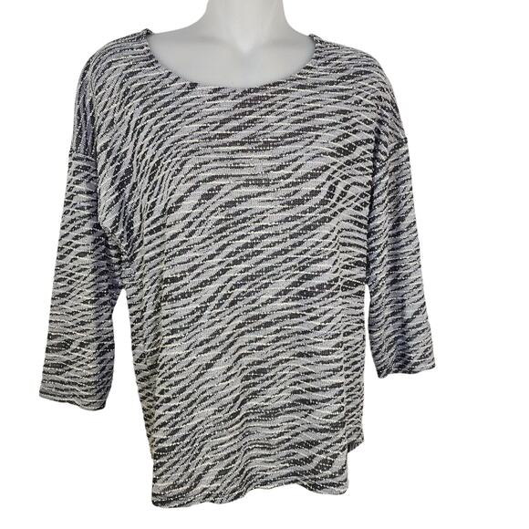 Chico's Womens Top Size 0 Small 4 Black Gray Textured 3/4 Sleeve Metallic Round - Picture 1 of 9